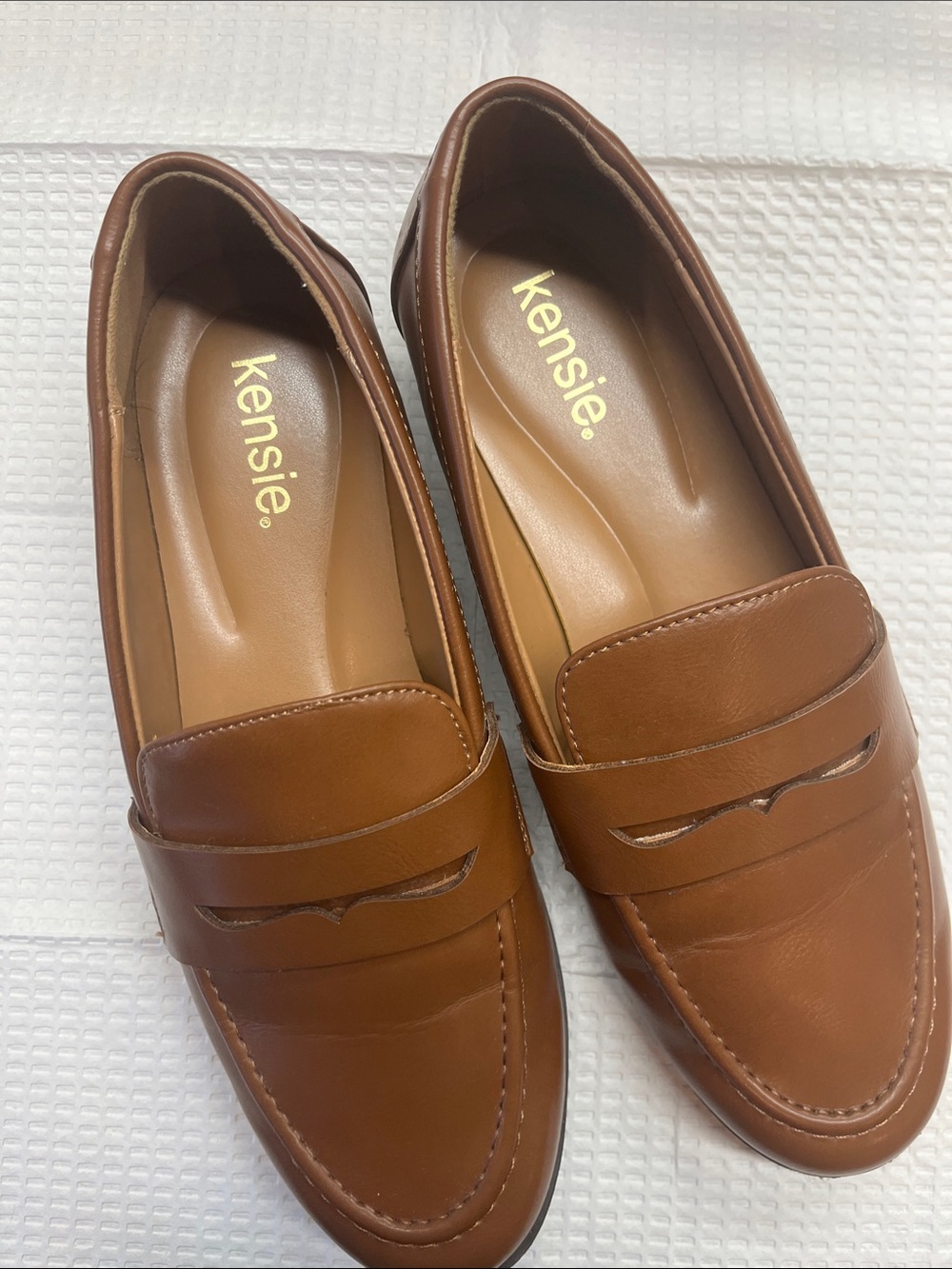 Kensie Tan Brown Leather Penny Loafers